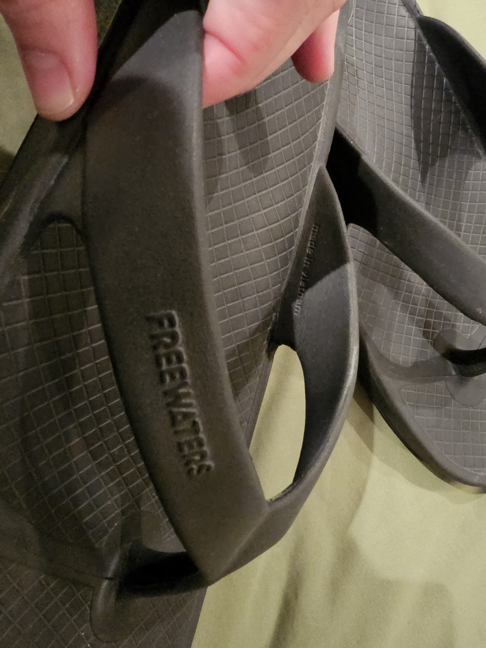 Freewaters Men’s Black Flip-Flops - Classic Comfort Sandals Cloud9 Ultra Sz12 - Picture 7 of 8